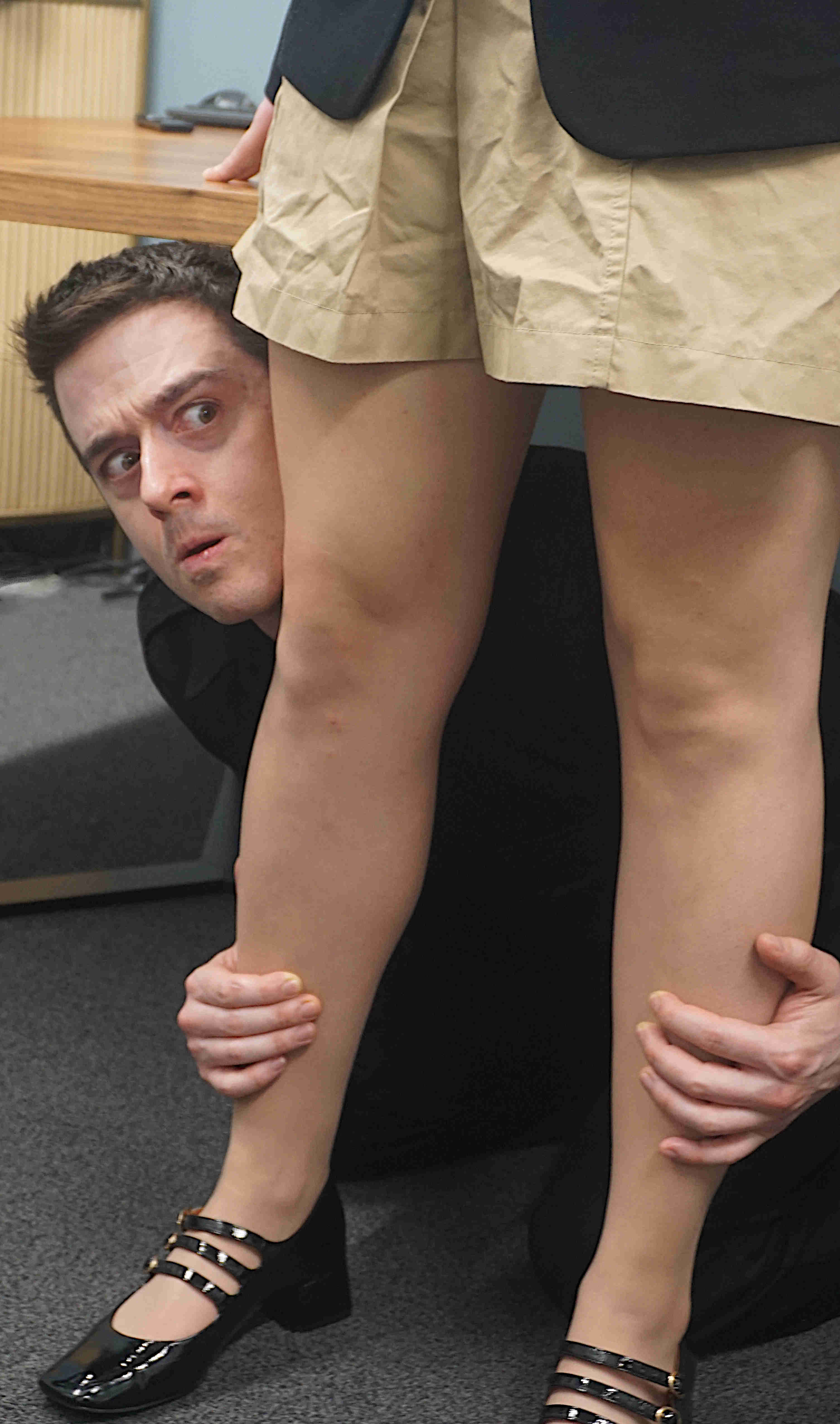 Sandor hiding from Freud